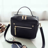 Mold Style Shoulder Bag