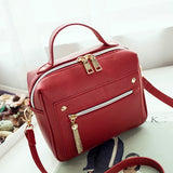 Mold Style Shoulder Bag